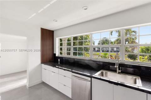 19522 NW 37th Ct, Miami Gardens FL - photo 7 of 31
