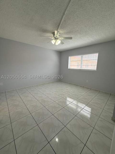 1855 W 60th St 346-B, Hialeah FL - photo 9 of 14