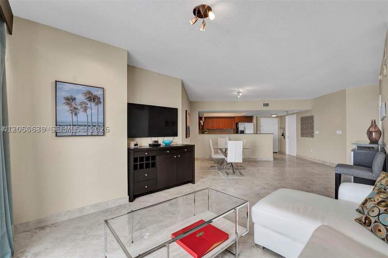 1 bedroom Condominium at 16699 Collins Ave 1605, La Perla Condo, Sunny Isles Beach — photo 5