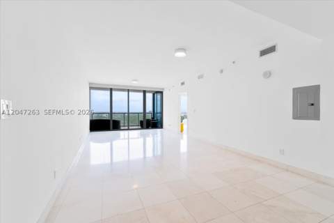 601 NE 36th St 2203, Miami FL - photo 11 of 25