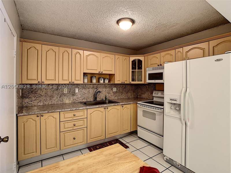 2 bedroom Condominium at 12830 SW 43rd Dr 163-B, Royale Green Condo 9, Miami — photo 4