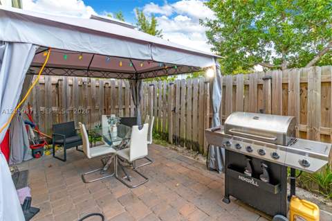 533 NE 5th Pl, Florida City FL - photo 20 of 24