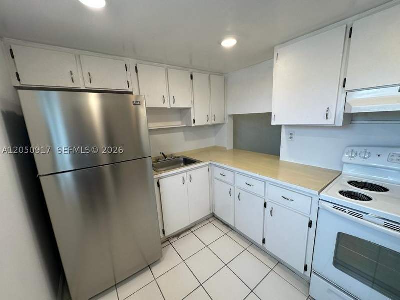 1 bedroom Condominium at 505 NW 177th St 111, New World Condo Apts IV, Miami Gardens — photo 2