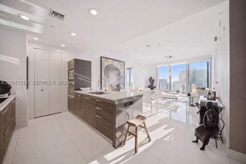 200 Biscayne Boulevard Way 5110, Miami FL - photo 17 of 71