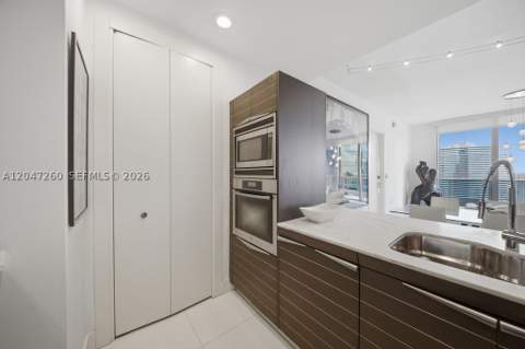 200 Biscayne Boulevard Way 5110, Miami FL - photo 20 of 71