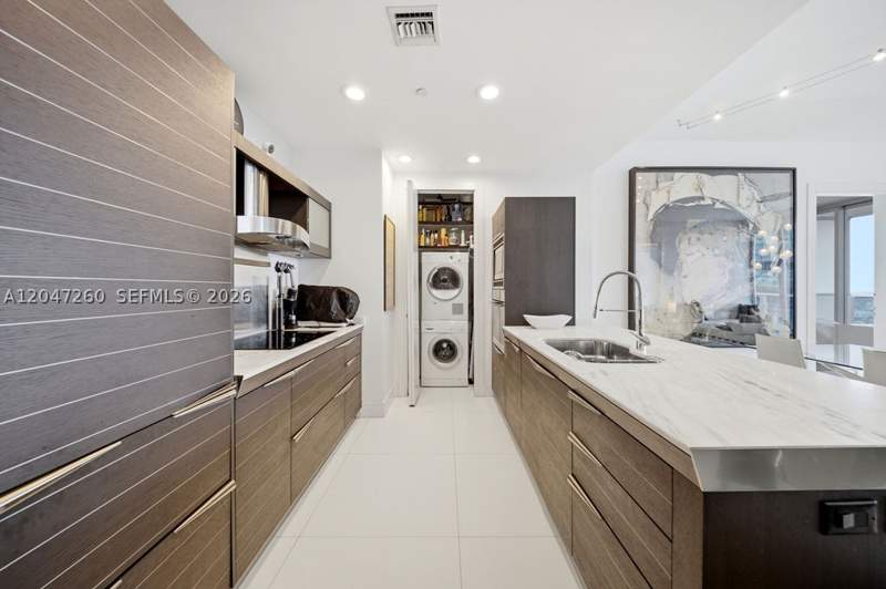 2 bedroom Condominium at 200 Biscayne Boulevard Way 5110, Epic West Condo, Miami — photo 5
