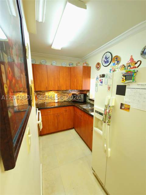 11715 SW 18th St 506, Miami FL - photo 6 of 17