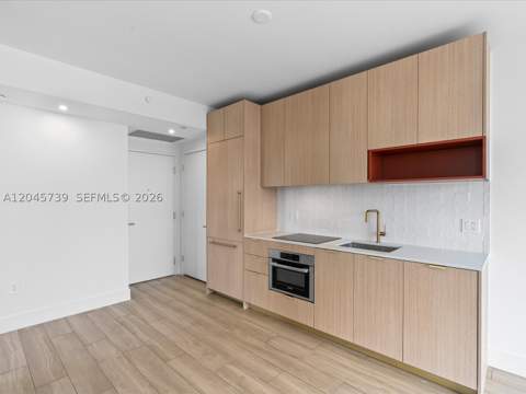 90 NE 32nd St 901, Miami FL - photo 14 of 32