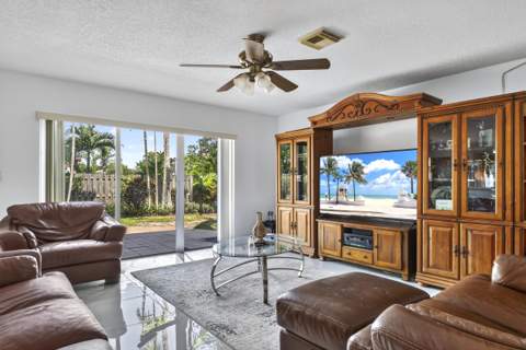 10334 SW 164th Place, Miami FL - photo 16 of 45