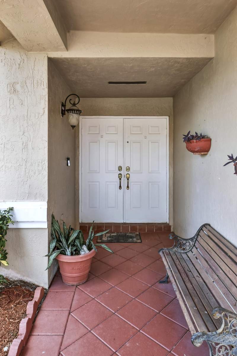 4 bedroom SingleFamilyResidence at 10334 SW 164th Place, Forest Lakes Estates Sec 5, Miami — photo 5