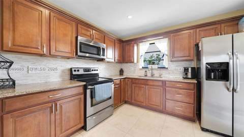 540 NW 14th St, Homestead FL - photo 12 of 57