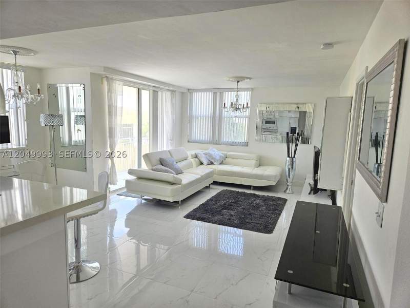 2 bedroom Condominium at 770 Claughton Island Dr 602, Isola Condo, Miami — photo 2