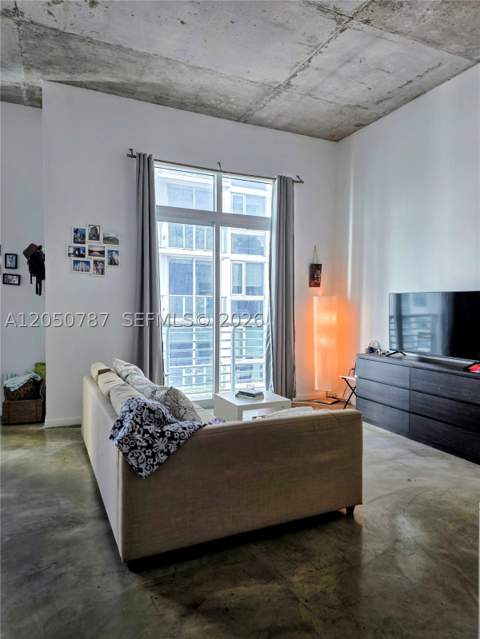 234 NE 3rd St Uph09, Miami FL - photo 10 of 23