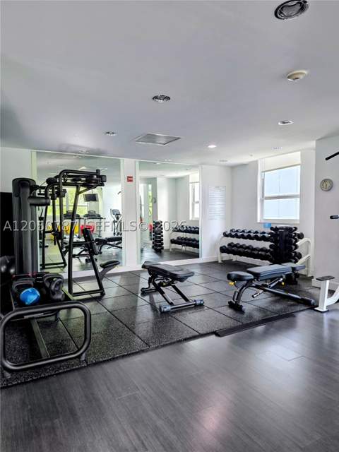 234 NE 3rd St Uph09, Miami FL - photo 18 of 23