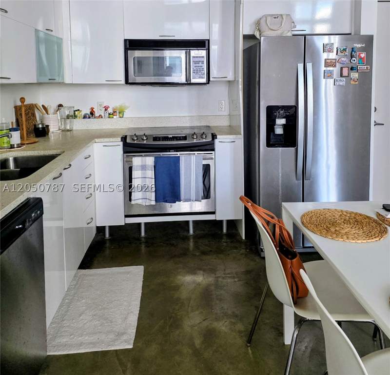 1 bedroom Condominium at 234 NE 3rd St Uph09, The Loft Downtown Condo, Miami — photo 2