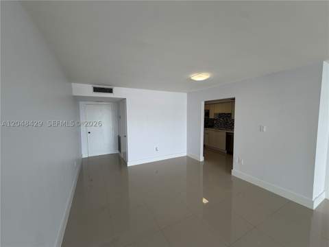 18011 Biscayne Blvd 1802, Aventura FL - photo 9 of 33