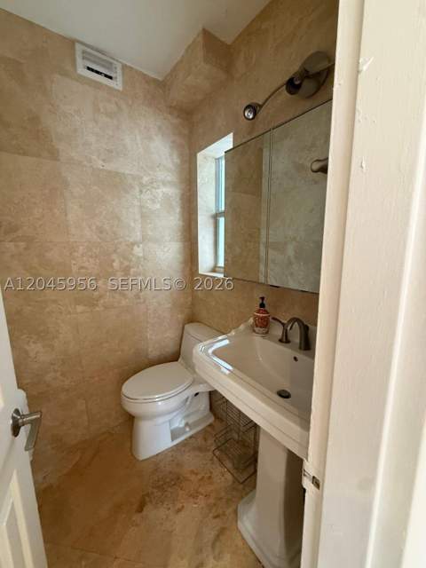 7312 Gary Ave, Miami Beach FL - photo 15 of 66