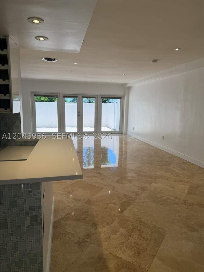 3 bedroom Townhouse at 7312 Gary Ave, Park View Island, Miami Beach — photo 2