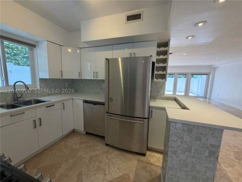 7312 Gary Ave, Miami Beach FL - photo 9 of 66
