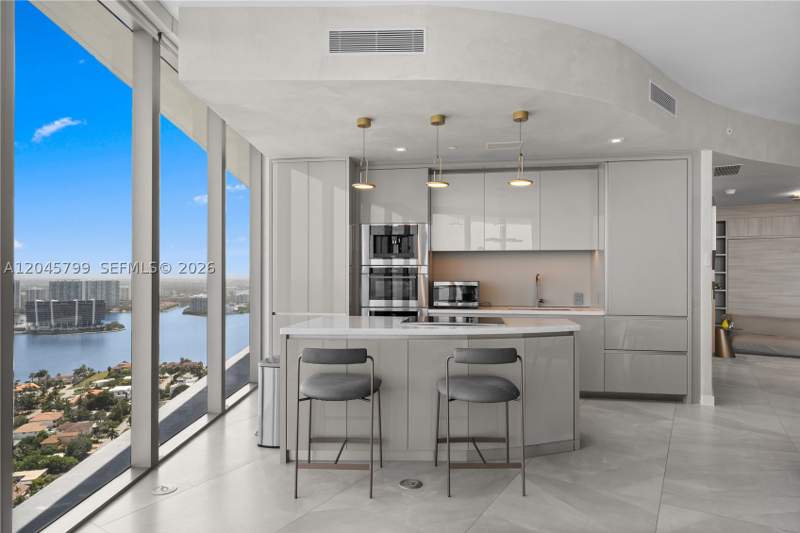 2 bedroom Condominium at 18975 Collins Ave 3204, 18975 Collins Condo, Sunny Isles Beach — photo 3