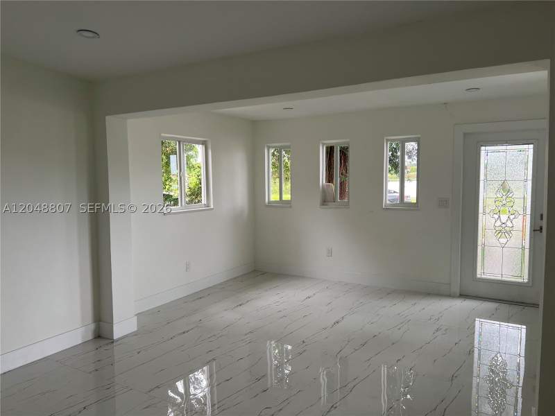 2 bedroom SingleFamilyResidence at 1831 Wilmington St, Magnolia Gardens Consolid, Opa Locka — photo 3