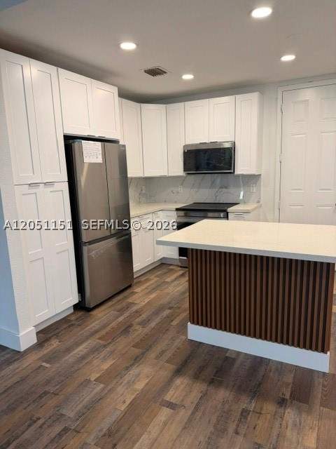 8892 SW 229th St, Cutler Bay FL - photo 9 of 22