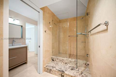 2901 S Bayshore Dr 6A, Coconut Grove FL - photo 11 of 38