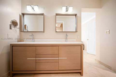 2901 S Bayshore Dr 6A, Coconut Grove FL - photo 12 of 38