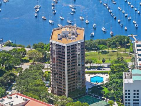 2901 S Bayshore Dr 6A, Coconut Grove FL - photo 14 of 38