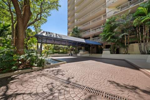 2901 S Bayshore Dr 6A, Coconut Grove FL - photo 18 of 38