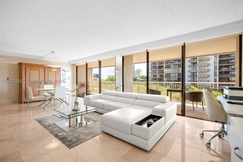 2 bedroom Condominium at 2901 S Bayshore Dr 6A, Yacht Harbour Condo, Coconut Grove — photo 3