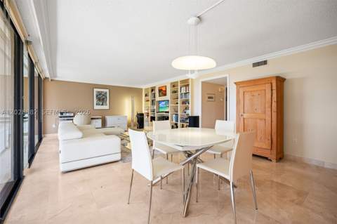 2901 S Bayshore Dr 6A, Coconut Grove FL - photo 8 of 38