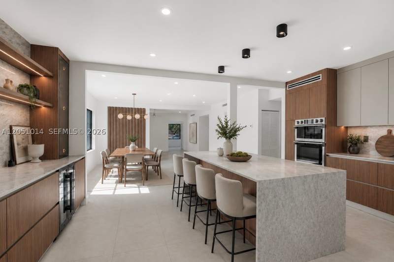 5 bedroom SingleFamilyResidence at 1760 SW 16th Ter, Durniers, Miami — photo 2