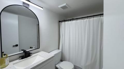 20015 NE 3rd Court 1, Miami FL - photo 13 of 35
