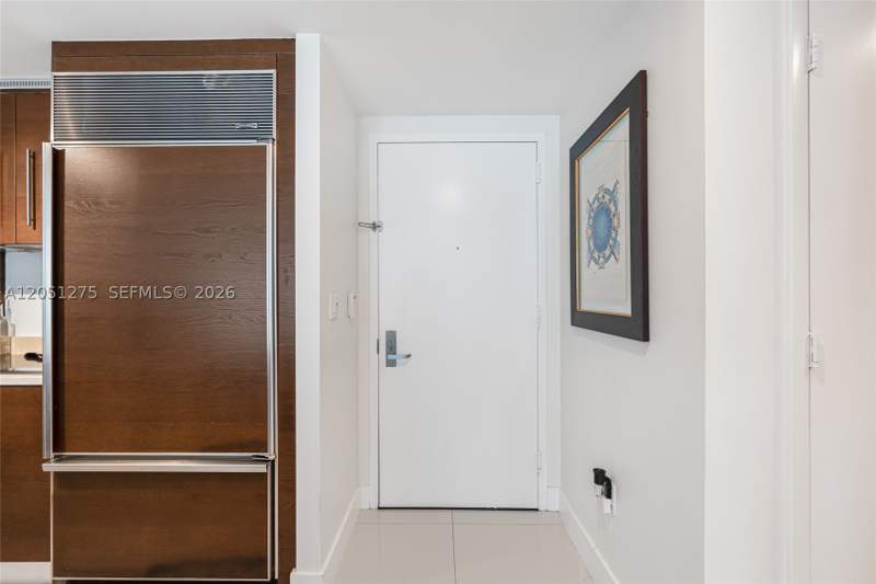 1 bedroom Condominium at 475 Brickell Ave 3111, Iconbrickell Condo No 1, Miami — photo 5