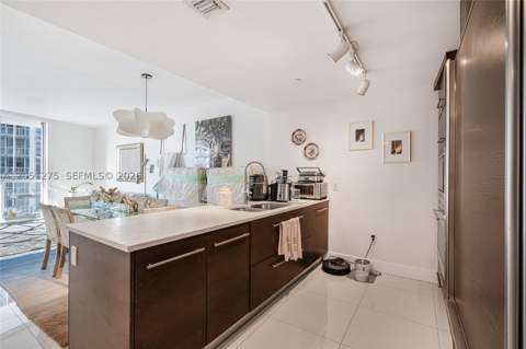 475 Brickell Ave 3111, Miami FL - photo 7 of 32