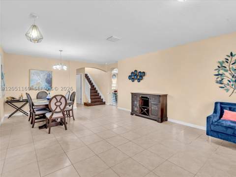 912 NW 204th St, Miami Gardens FL - photo 10 of 56
