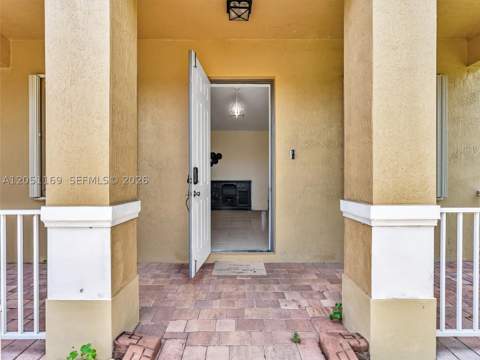 912 NW 204th St, Miami Gardens FL - photo 6 of 56