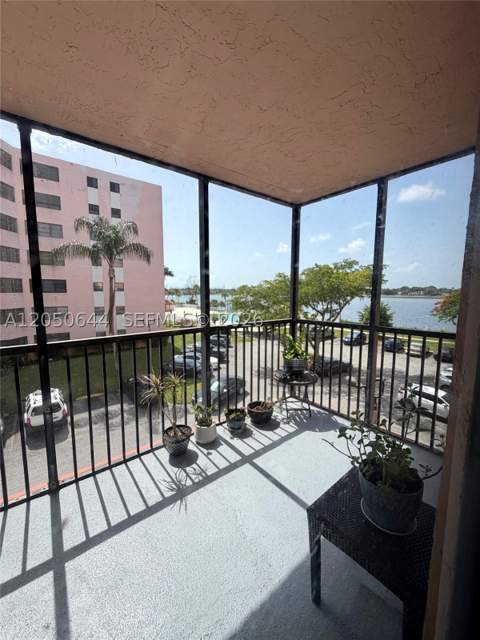 20850 San Simeon Way 302-5, Miami FL - photo 24 of 49