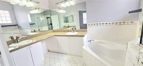 21460 SW 90th Ct, Cutler Bay FL - photo 13 of 21