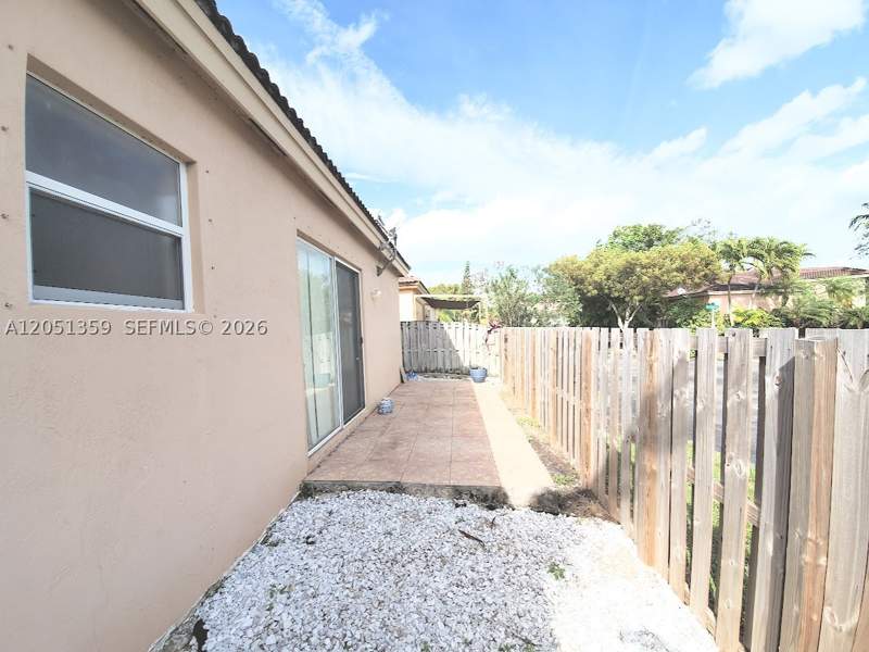 3 bedroom SingleFamilyResidence at 21460 SW 90th Ct, Lakes By The Bay Sec 8, Cutler Bay — photo 3