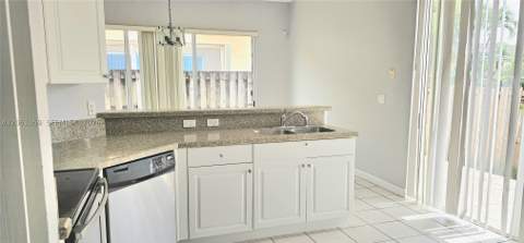 21460 SW 90th Ct, Cutler Bay FL - photo 6 of 21