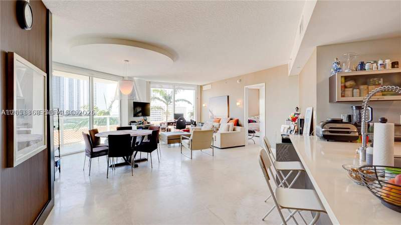 3 bedroom Condominium at 200 Sunny Isles Blvd 2-801, St Tropez On The Bay II C, Sunny Isles Beach — photo 4