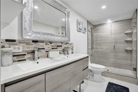 11111 Biscayne Blvd 1915, Miami FL - photo 7 of 43