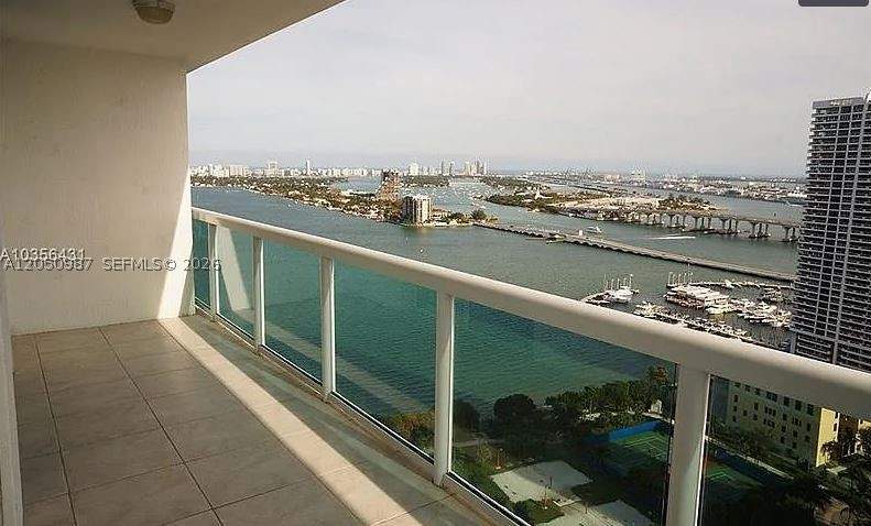 2 bedroom Condominium at 1800 N Bayshore Dr 3014, 1800 Club Condo, Miami — photo 2