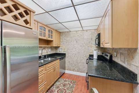 14241 Memorial Hwy 9f Hwy, Miami FL - photo 14 of 47