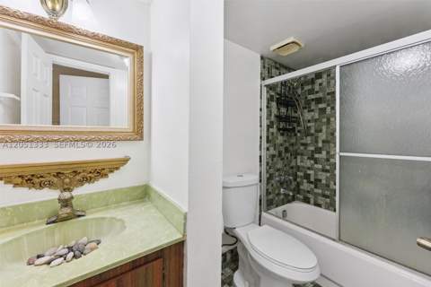 14241 Memorial Hwy 9f Hwy, Miami FL - photo 22 of 47