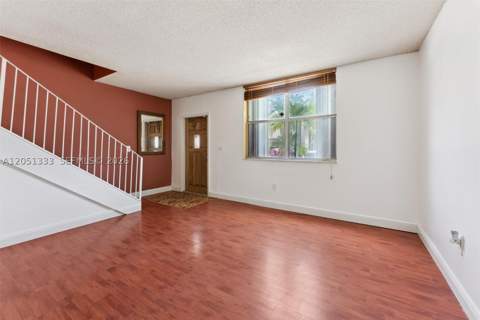 14241 Memorial Hwy 9f Hwy, Miami FL - photo 8 of 47