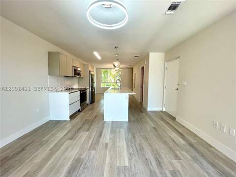 2535 NE 193rd St 3212, Miami FL - photo 10 of 22