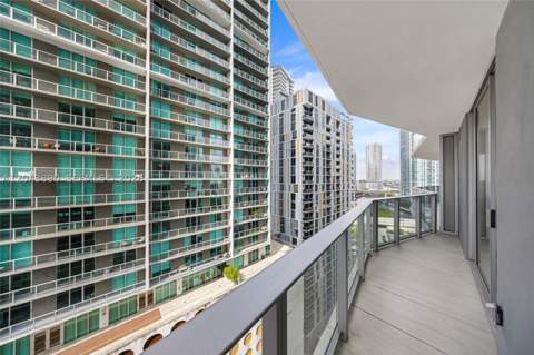 77 SE 5 Street 1708, Miami FL - photo 11 of 17